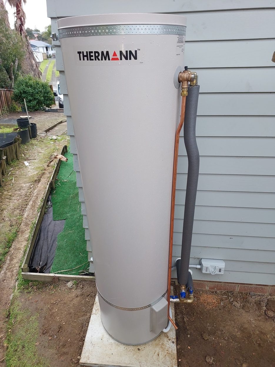 Thermann cylinder installed outside